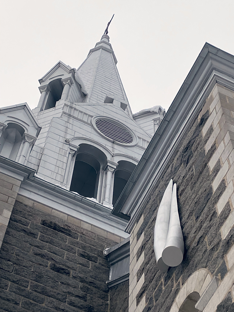 Voussures   2023
Sculpture murale ornant la tour côté Est de l'église de St-Vallier, Bellechasse